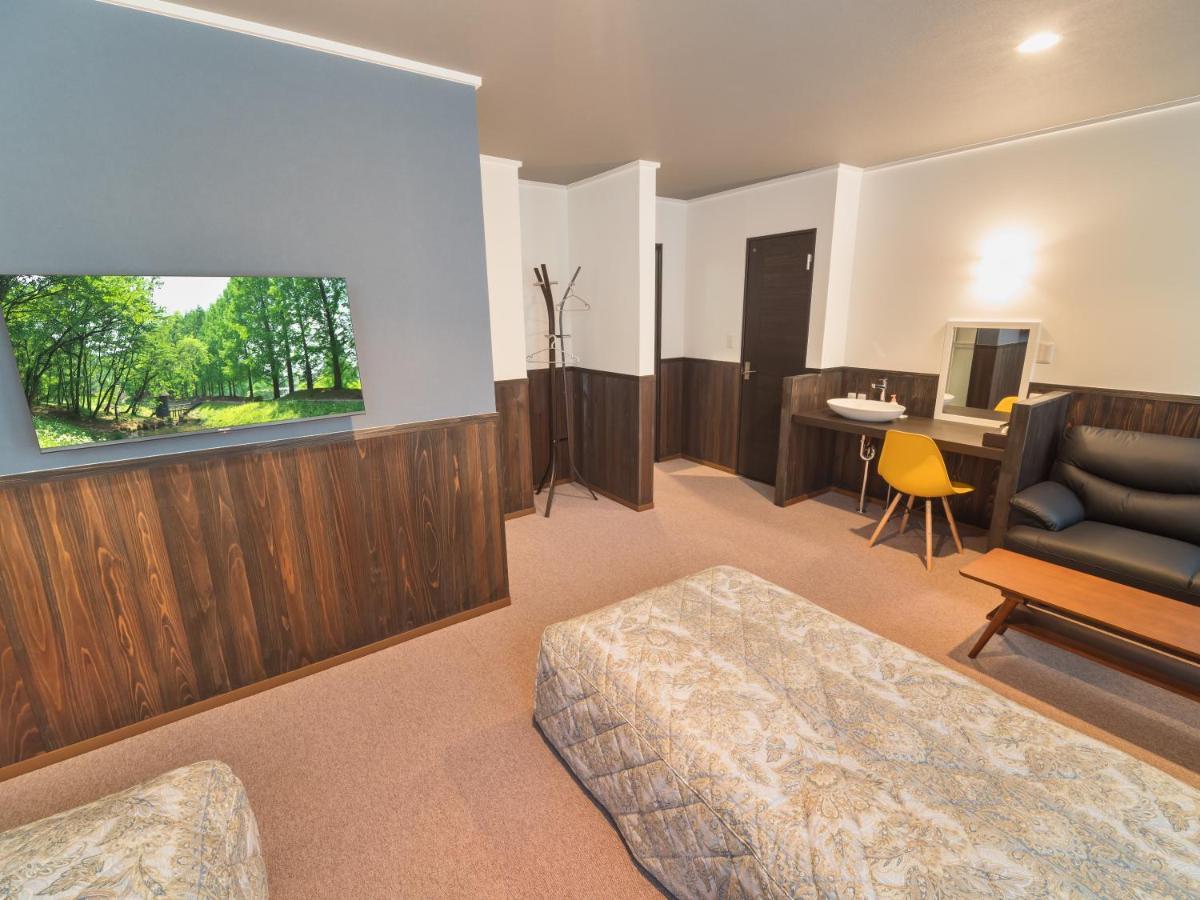 The Pageant Hostel Nikko Bagian luar foto